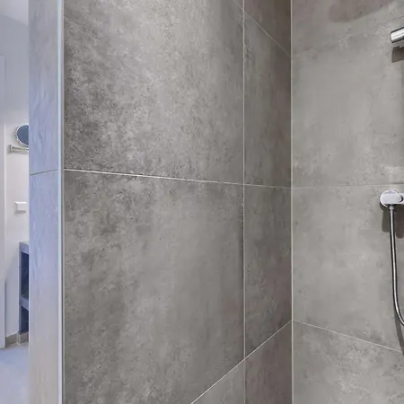 Nyaraló Penthouse No-1 By Interhome *