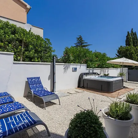 Penthouse No-1 By Interhome Póla