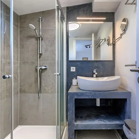 Penthouse No-1 By Interhome Nyaraló